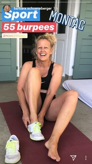Barbara Schöneberger feet photo thumbnail