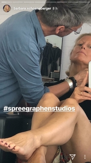 Barbara Schöneberger feet photo thumbnail