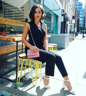 Georgia May Foote feet photo thumbnail