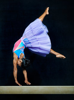 Simone Biles feet photo thumbnail
