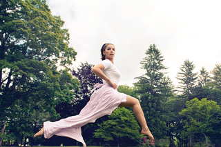 Aly Raisman feet photo thumbnail
