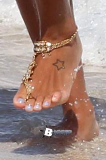 Angela Simmons feet photo thumbnail