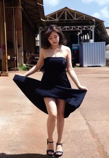Ai Shinozaki feet photo thumbnail