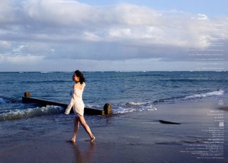 Ai Shinozaki feet photo thumbnail