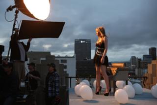 Jennette McCurdy feet photo thumbnail