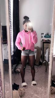 Simone Biles feet photo thumbnail
