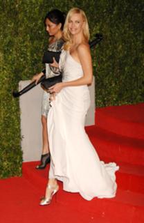 Charlize Theron feet photo thumbnail