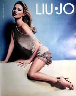 Kate Moss feet photo thumbnail