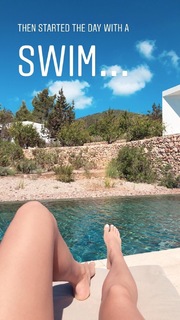 Shay Mitchell feet photo thumbnail