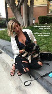 Gabbie Hanna feet photo thumbnail