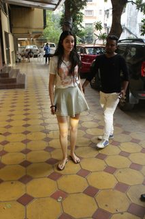 Ananya Panday feet photo 2