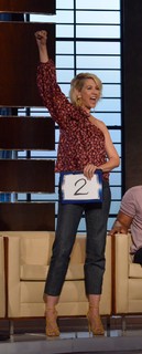 Jenna Elfman feet photo thumbnail