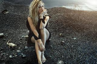 Malgorzata Rozenek feet photo thumbnail