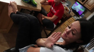 Brittney Smith feet photo thumbnail