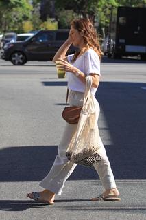Minka Kelly feet photo thumbnail