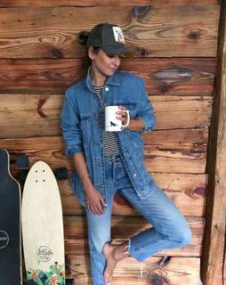 Anna Lewandowska feet photo thumbnail
