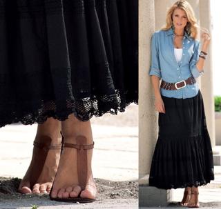 Paige Butcher feet photo thumbnail