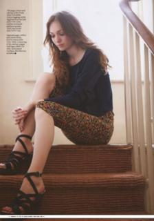 Eleanor Tomlinson feet photo 3