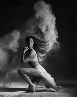 Katrina Kaif feet photo thumbnail