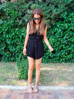 Paula Echevarría feet photo thumbnail