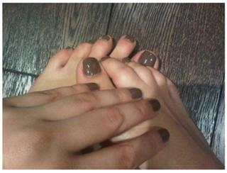 Melissa Satta feet photo thumbnail