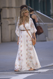 Heidi Klum feet photo thumbnail