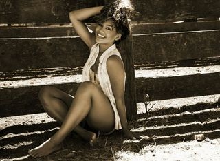 Saweetie feet photo 5