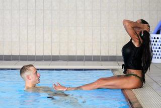 Katie Price feet photo thumbnail