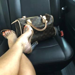 Kerry Katona feet photo thumbnail