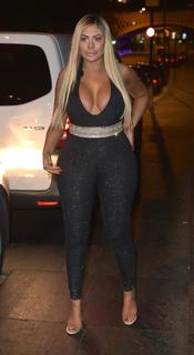 Chloe Ferry feet photo thumbnail