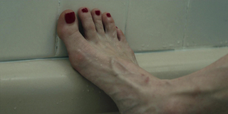 Liv Tyler feet photo thumbnail