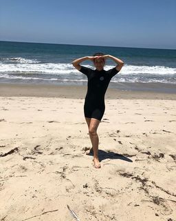 Constance Marie feet photo thumbnail