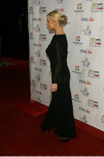 Jessica Simpson feet photo thumbnail