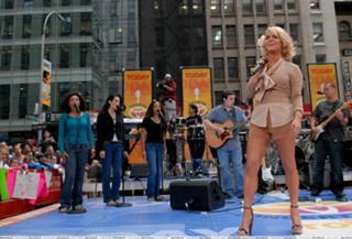 Jessica Simpson feet photo thumbnail