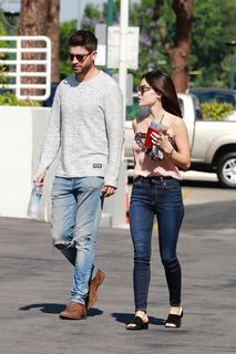 Lucy Hale feet photo thumbnail