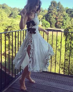 Myleene Klass feet photo thumbnail