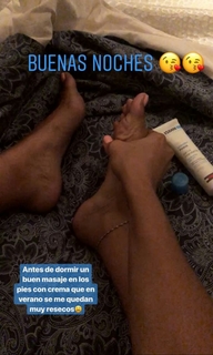 Cristina Pedroche feet photo thumbnail