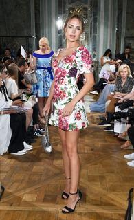 Kimberley Garner feet photo thumbnail