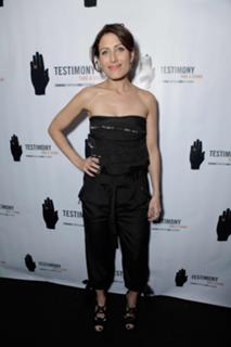 Lisa Edelstein feet photo thumbnail