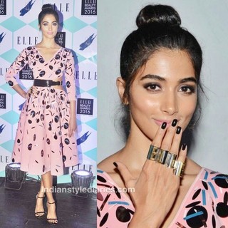 Pooja Hegde feet photo thumbnail