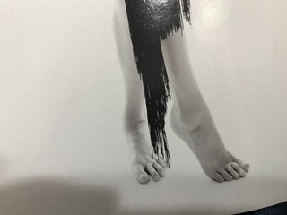 Gisele Bündchen feet photo thumbnail