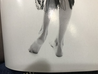 Gisele Bündchen feet photo thumbnail