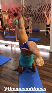Gracyanne Barbosa feet photo thumbnail