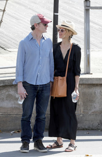 Naomi Watts feet photo thumbnail
