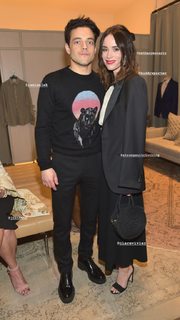 Abigail Spencer feet photo thumbnail