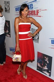 Dania Ramirez feet photo 2