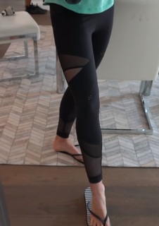 Jenna Ezarik feet photo thumbnail