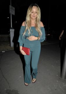 Charlotte Crosby feet photo thumbnail