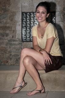 Blanca Suárez feet photo thumbnail