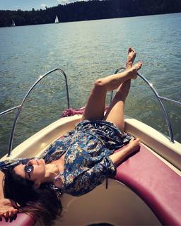 Katarzyna Cichopek feet photo thumbnail
